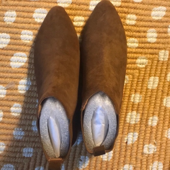 NWT Lucky Brand Suede Gleldo Boots (7.5) - Picture 2 of 5